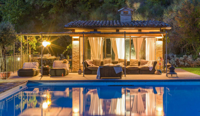 luxury spa villa retreats in Tuscany