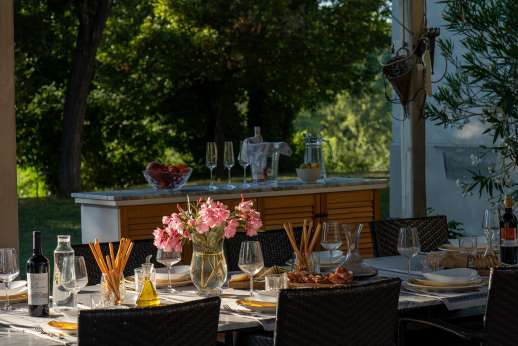Villa D'Elsa - The pool, gloriously refreshing during the long summer months.