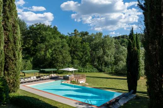 Villa D'Elsa (x 14 people) with Staff & Cook