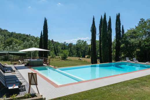 Villa D'Elsa (x 14 people) with Staff & Cook