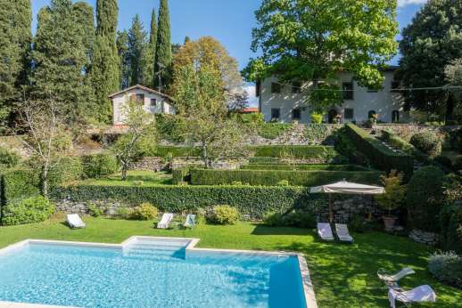 Villa Di Masseto (x 16 people) with Staff & Cook