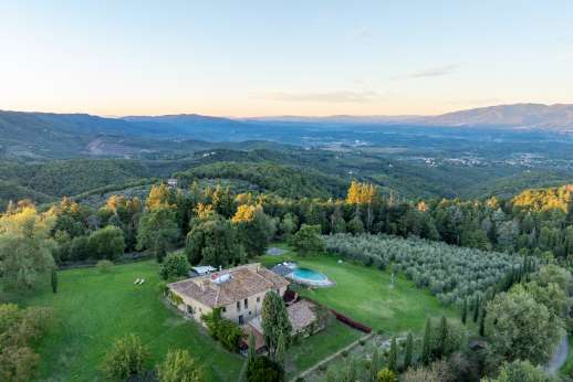Il Cortile Pratolino (x 15 people) with Staff and Cook
