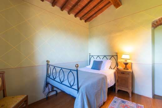 Il Cortile Pratolino (x 15 people) with Staff and Cook