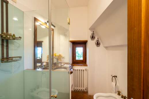 Il Cortile Pratolino (x 15 people) with Staff and Cook