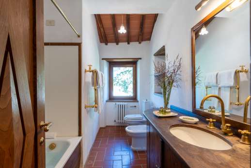 Il Cortile Pratolino (x 15 people) with Staff and Cook