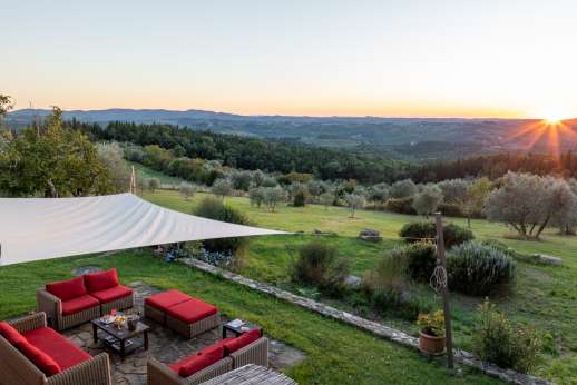 Podere Guicciardini - Tuscany! Rolling hills and olive groves