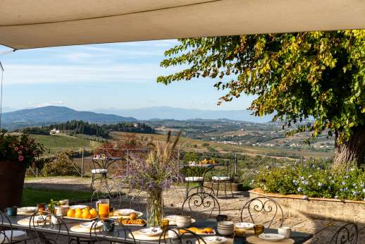 Villa Le Botti - Pool with a view