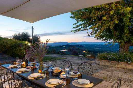 Villa Le Botti - Outside dining area