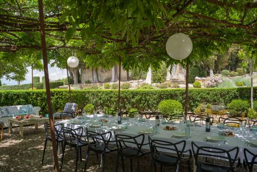 Villa Caprolo - Uniquely shaded pergola for al fresco dinging with a comfortable and modern seating area.