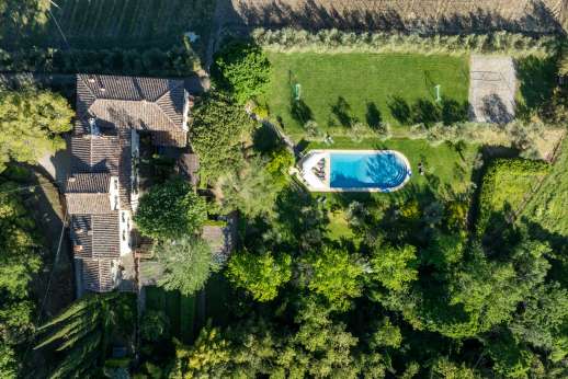 The Estate of Petroio with Staff and Cook - Luxury estate with  2 beautiful residences & breathtaking views of  vineyards and olive groves near Florence. Two private pools, tennis court and sfaff.