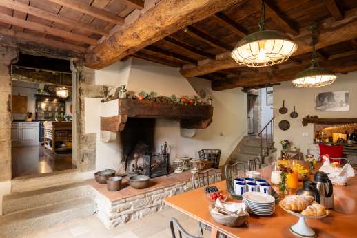 The Estate of Petroio with Staff and Cook - Main house breakfast room.