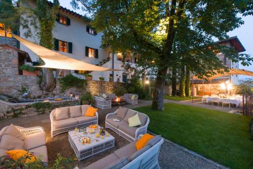 The Estate of Petroio with Staff and Cook - The Estate Of Petroio, Rufina is 7km/4 miles away, near Florence. Tuscany.