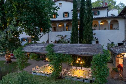 La Villa di Petroio - Take your evening meal outside