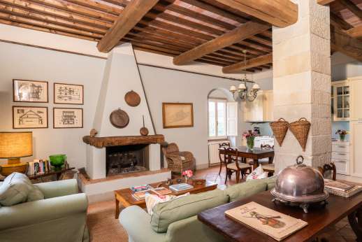 La Villa Di Petroio - The working fireplace of the east guest wing.