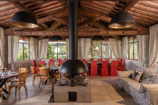 La Villa Di Petroio - The dining area of the open plan on the top floor of the east wing.