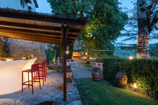 La Villa Di Petroio (x 16 people) with Staff & Cook