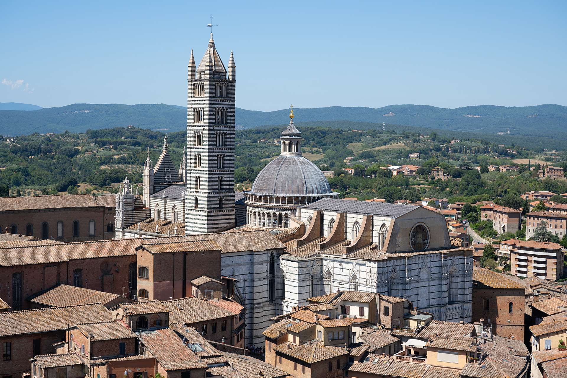 Hilltop Towns of Tuscany: Siena & San Gimignano Tour