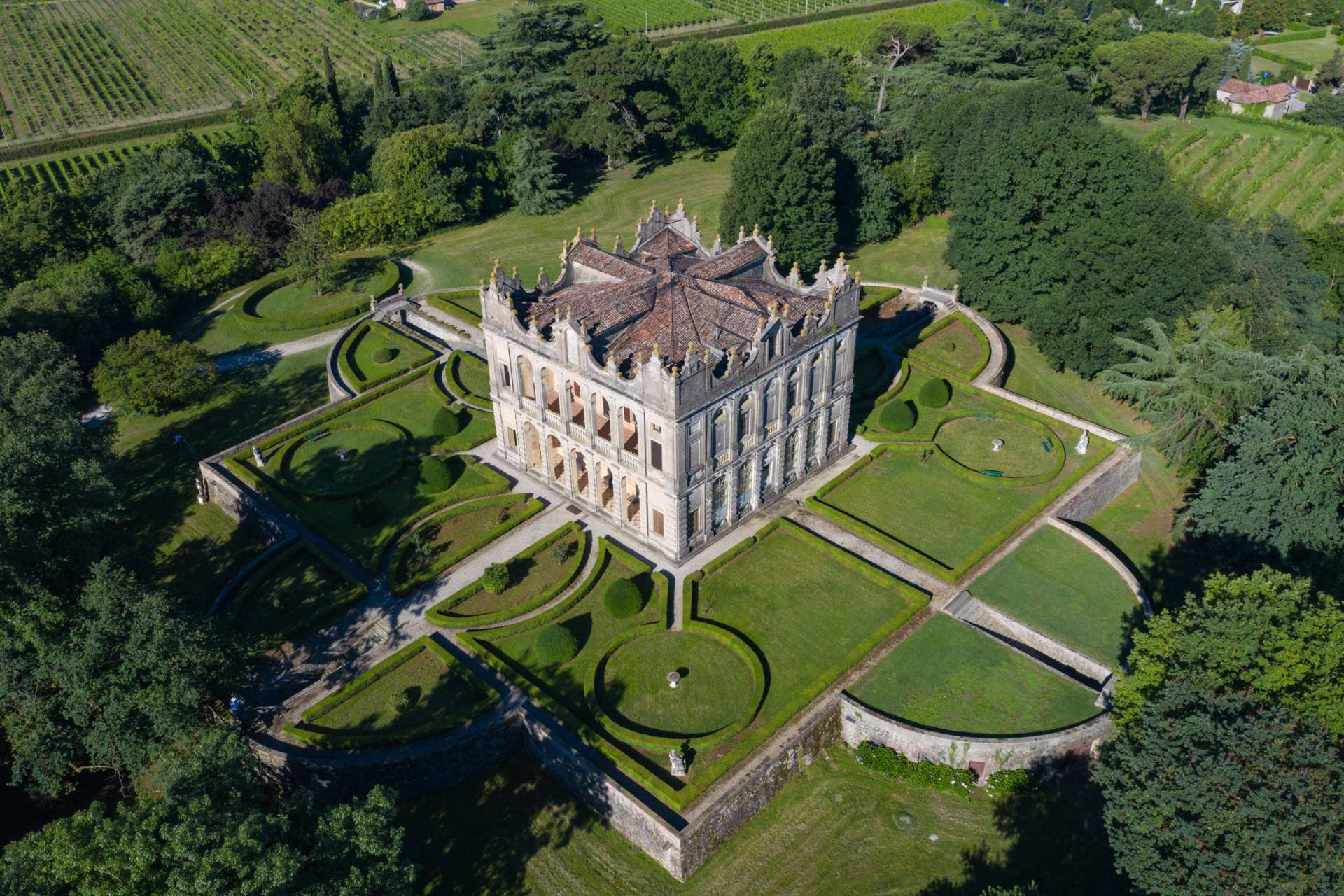 The Tuscany Now & More Villa Awards 2025